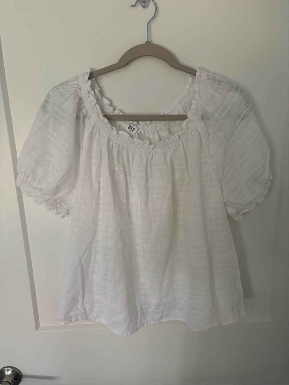 GAP White Scoop Neck Puff Sleeve Blouse